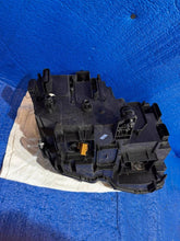 Laden Sie das Bild in den Galerie-Viewer, Frontscheinwerfer VW Tiguan 5NB941035D Links Scheinwerfer Headlight SCH7292296575kg
