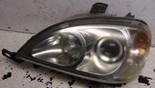 Laden Sie das Bild in den Galerie-Viewer, Frontscheinwerfer Mercedes-Benz W163 22315500 223155-00 Xenon Links Headlight SCH2073274039cm