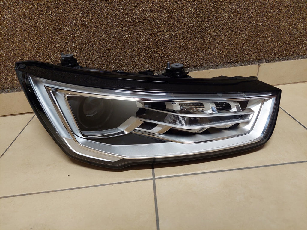 Frontscheinwerfer Audi A1 8XA941006 AM51-13W030 Xenon Rechts Headlight SCH7614128160nq