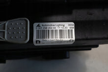 Laden Sie das Bild in den Galerie-Viewer, Frontscheinwerfer VW Touran 030126820400 Rechts Scheinwerfer Headlight SCH3318955056rn
