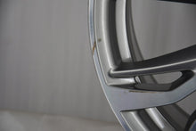 Laden Sie das Bild in den Galerie-Viewer, 1x Alufelge 18 Zoll 7.5" 5x112 51ET Glanz 6856067 BMW Mg Rim Wheel FEL9221076818tx