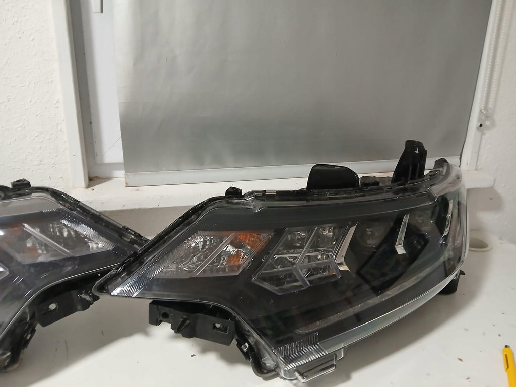 Frontscheinwerfer Mitsubishi Outlander III ECM921-22E10 LED Ein Satz Headlight