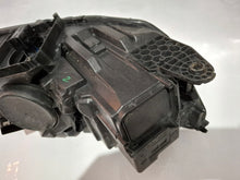 Laden Sie das Bild in den Galerie-Viewer, Frontscheinwerfer Skoda Fabia III 6V1941015F 030111523101 LED Links Headlight