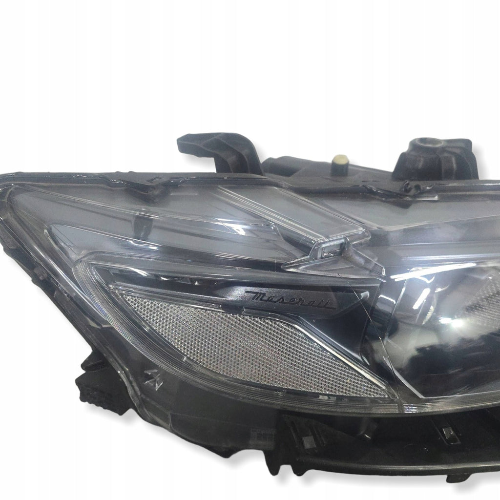 Frontscheinwerfer Maserati Levante 670034638 Rechts Scheinwerfer Headlight SCH2878614584qf