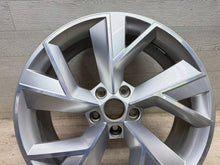 Load image into Gallery viewer, 1x Alufelge 19 Zoll 5x112 565601025F Skoda Kodiaq Rim Wheel FEL4019067956xg