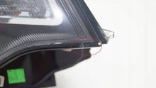 Laden Sie das Bild in den Galerie-Viewer, Frontscheinwerfer Land Rover Sport Discovery L550 FK7213W02989 Xenon Rechts SCH3877918600kn
