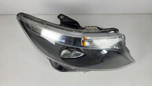 Laden Sie das Bild in den Galerie-Viewer, Frontscheinwerfer Mercedes-Benz Viano A4479065900-KUD Links Headlight