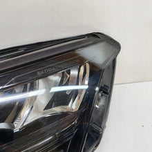 Laden Sie das Bild in den Galerie-Viewer, Frontscheinwerfer Skoda Enyaq IV 5LC941015 Links Scheinwerfer Headlight