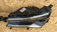 Laden Sie das Bild in den Galerie-Viewer, Frontscheinwerfer Citroën C5 III Aircross 9845355980 LED Ein Satz Headlight SCH3151099092tv