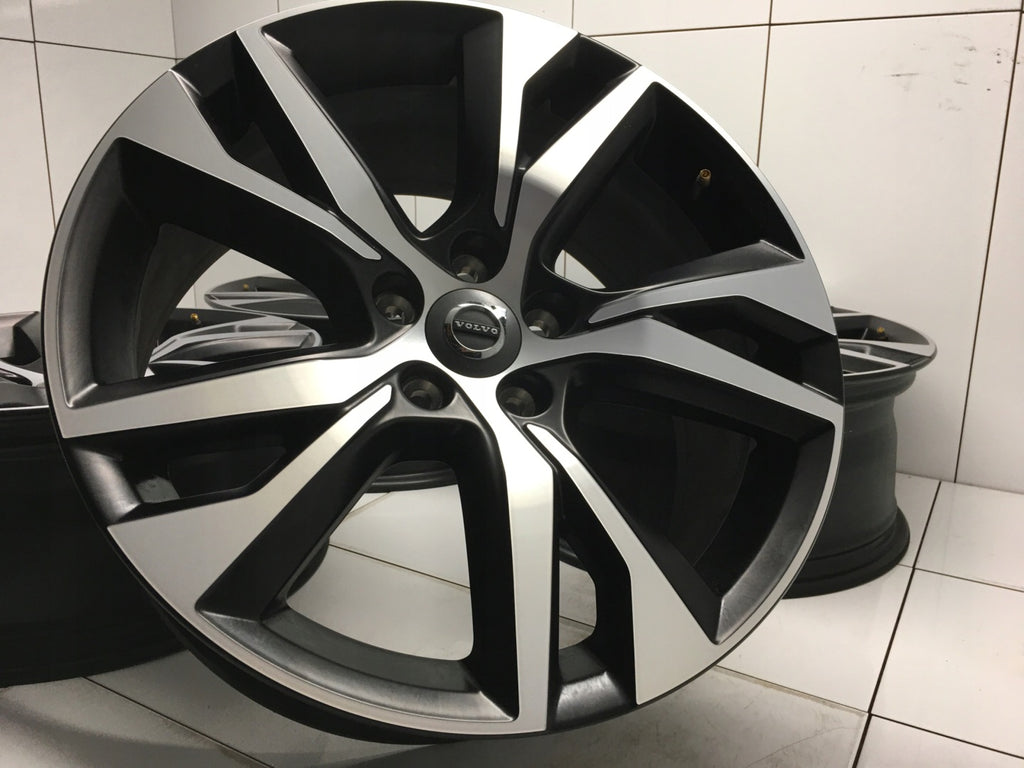 4x Alufelge 18 Zoll 8.0" 5x108 42ET Matt Schwarz 31471482 Volvo V70 I Rim Wheel FEL7013483396oz