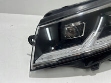 Laden Sie das Bild in den Galerie-Viewer, Frontscheinwerfer VW T6 7L1941035D Links Scheinwerfer Headlight