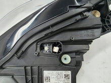 Laden Sie das Bild in den Galerie-Viewer, Frontscheinwerfer BMW 2 Active Tourer U06 5A42248 Rechts Scheinwerfer Headlight SCH1045079934od