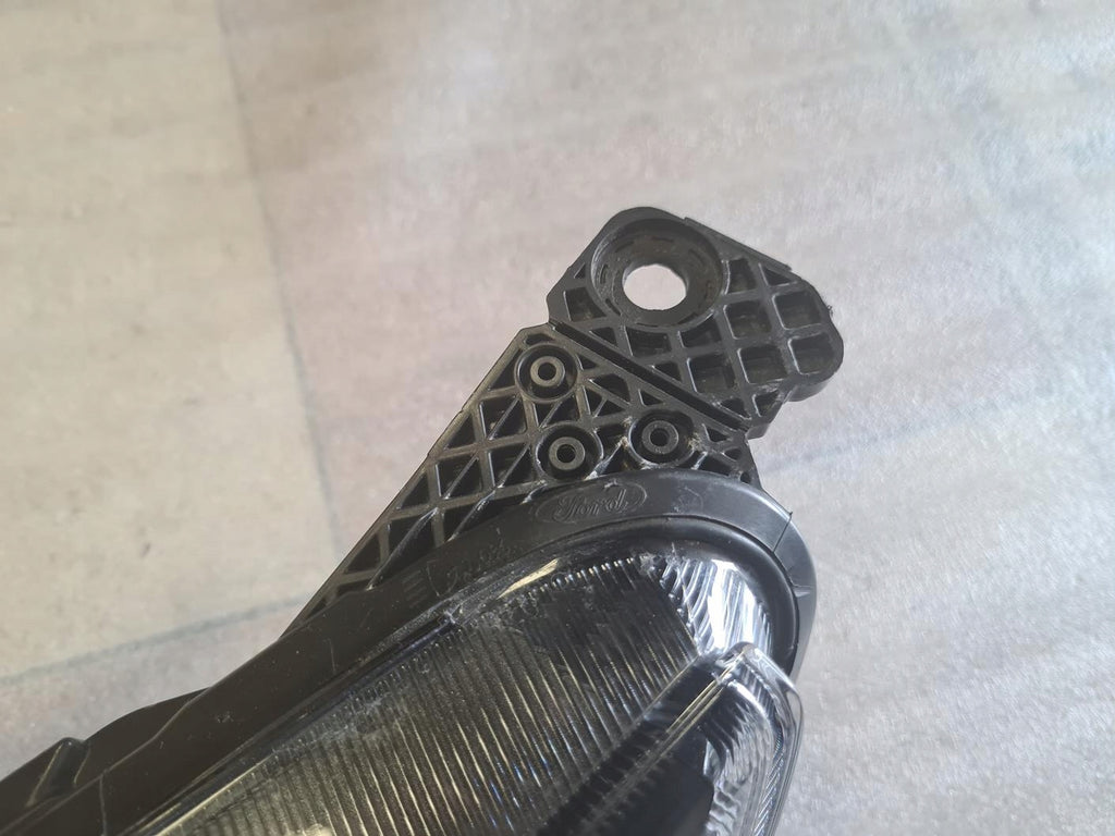 Frontscheinwerfer Ford Focus NX7B13E015CF Ein Stück (Rechts oder Links) SCH2641327156mg