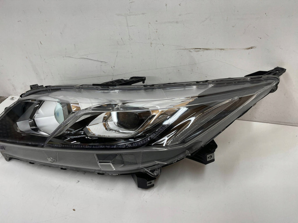 Frontscheinwerfer Mitsubishi Eclipse Cross I W3153 CLC5686C236 LED Links SCH5176717261ql