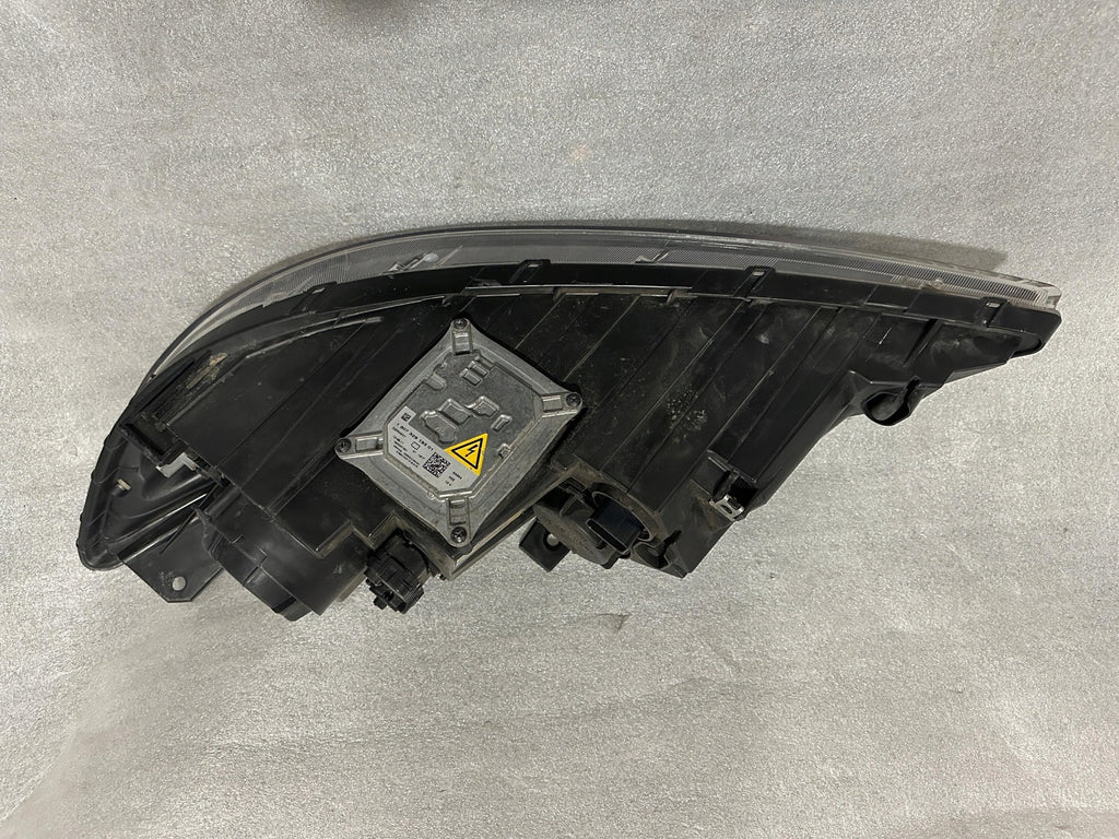 Frontscheinwerfer Kia Sorento I 920102 Xenon Rechts Scheinwerfer Headlight SCH8568163099ri