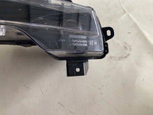 Laden Sie das Bild in den Galerie-Viewer, Frontscheinwerfer Tesla Model 3 1507933-00-D LED Rechts Scheinwerfer Headlight
