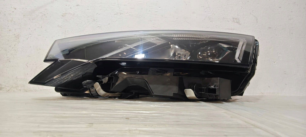 Frontscheinwerfer Skoda Octavia IV 5E4941035 Links Scheinwerfer Headlight SCH1318607901fa