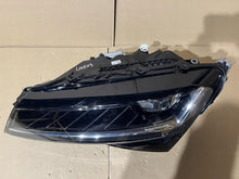 Laden Sie das Bild in den Galerie-Viewer, Frontscheinwerfer Skoda Superb III 3V1941015D LED Links Scheinwerfer Headlight