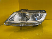 Laden Sie das Bild in den Galerie-Viewer, Frontscheinwerfer VW 3D1941015G Xenon Links Scheinwerfer Headlight SCH8834132950ku