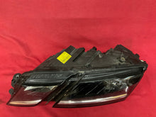 Load image into Gallery viewer, Frontscheinwerfer Skoda Octavia III 5E1941015D Full LED Links Headlight SCH5396588110hh