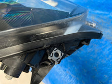 Laden Sie das Bild in den Galerie-Viewer, Frontscheinwerfer Man Tge Crafter 7C1941006 Rechts Scheinwerfer Headlight SCH2535368606ga