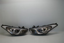 Laden Sie das Bild in den Galerie-Viewer, Frontscheinwerfer Hyundai I30 92101-A6060 LED Links Scheinwerfer Headlight