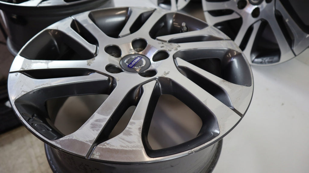 4x Alufelge 17 Zoll 7.5" 5x108 55ET Glanz Grau 31302112 Mg Xc60 I Rim Wheel FEL1803359178wd