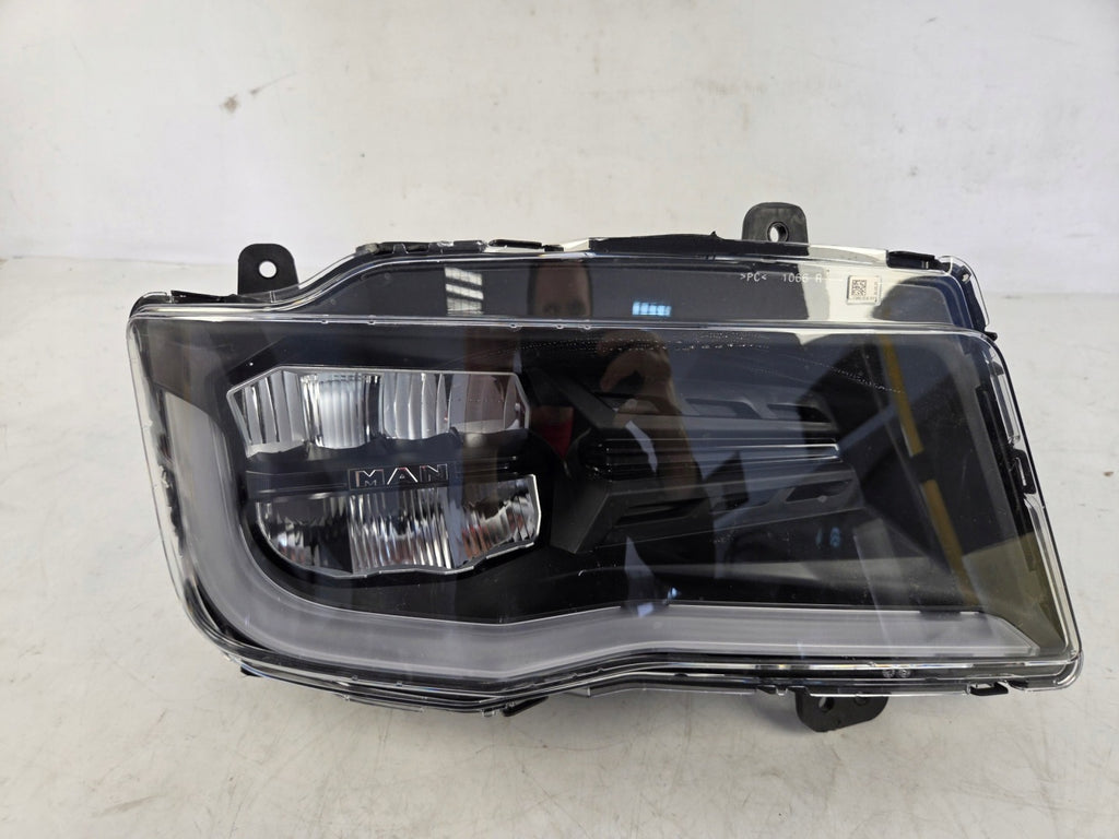 Frontscheinwerfer Man 81251016818 LED Rechts Scheinwerfer Headlight SCH6621269712yl