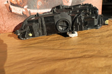 Load image into Gallery viewer, Frontscheinwerfer Audi A3 8Y0941011 8Y0941033 LED Links Scheinwerfer Headlight