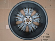 Load image into Gallery viewer, 1x Alufelge 17 Zoll 6.5" 4x100 50ET PW4570D005 Toyota Auris Rim Wheel FEL7262010061wy