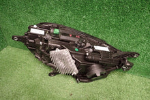Laden Sie das Bild in den Galerie-Viewer, Frontscheinwerfer Maserati I 06701588620 Links Scheinwerfer Headlight SCH1087285989gp