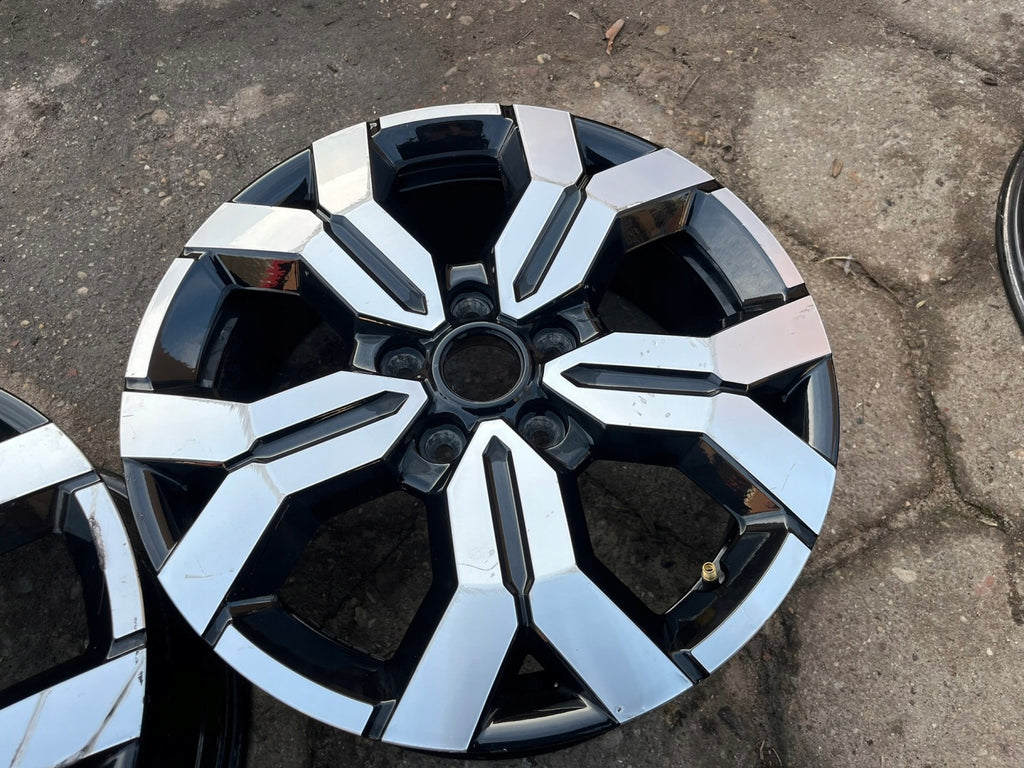 1x Alufelge 17 Zoll 6.5" 5x114.3 50ET Glanz Schwarz 403006311R Dacia Rim Wheel FEL7600194669kn