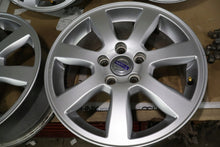 Laden Sie das Bild in den Galerie-Viewer, 4x Alufelge 16 Zoll 7.0" 4x108 50ET Glanz Silber 31200601 Volvo V70 III S40 Ii FEL1399868792pm