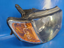 Laden Sie das Bild in den Galerie-Viewer, Frontscheinwerfer Mitsubishi L200 MN146196 Rechts Scheinwerfer Headlight