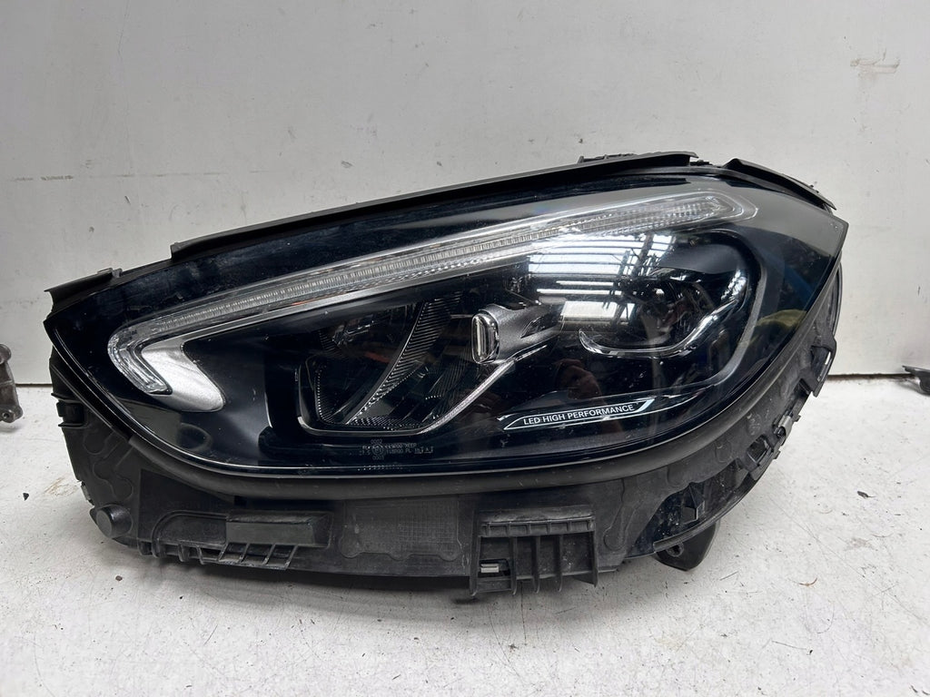 Frontscheinwerfer Mercedes-Benz W206 A2069060703 LED Links Headlight SCH9913761233vo