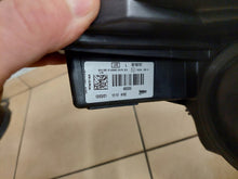 Laden Sie das Bild in den Galerie-Viewer, Frontscheinwerfer Ford Kuga 90156701 13D155EH Xenon Links Scheinwerfer Headlight SCH4207310526fh