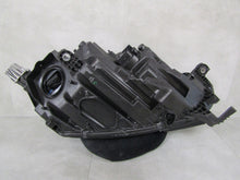 Laden Sie das Bild in den Galerie-Viewer, Frontscheinwerfer Skoda Octavia IV 5E4941015A LED Links Scheinwerfer Headlight SCH5411730025ls
