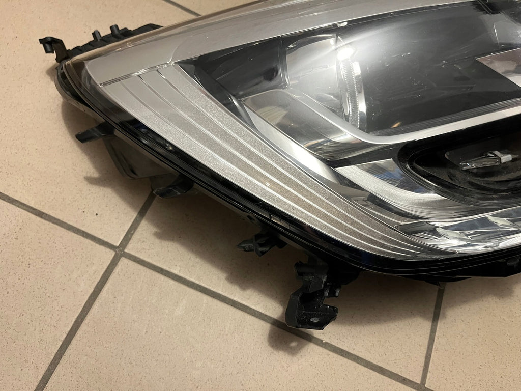 Frontscheinwerfer Renault Megane IV 260102555R LED Rechts Scheinwerfer Headlight