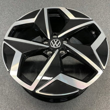 Load image into Gallery viewer, 1x Alufelge 19 Zoll 7.5" 5x112 50ET 10A601025J VW Id.3 E11 Rim Wheel FEL6515156633ba
