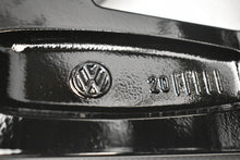 Laden Sie das Bild in den Galerie-Viewer, 4x Alufelge 18 Zoll 7.0" 5x100 39ET Glanz Schwarz 2GM601025F VW T-Cross Tcross FEL8285549346wk