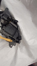 Load image into Gallery viewer, Frontscheinwerfer Toyota Auris 81110-02470 Ein Stück (Rechts oder Links) SCH4579341735yi