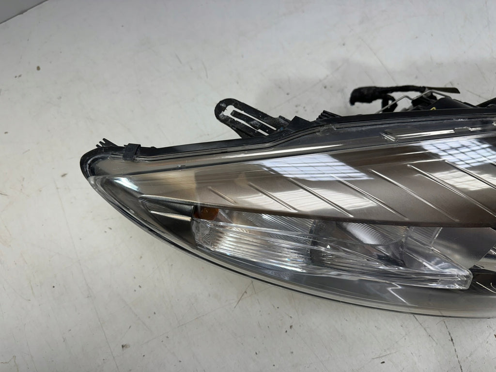 Frontscheinwerfer Renault Megane III 260100021RRR1 Xenon Rechts Headlight SCH5293872835vu