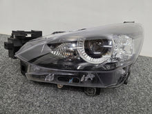 Laden Sie das Bild in den Galerie-Viewer, Frontscheinwerfer Mazda 2 Dj D43N-51040 Links Scheinwerfer Headlight SCH2060164030el