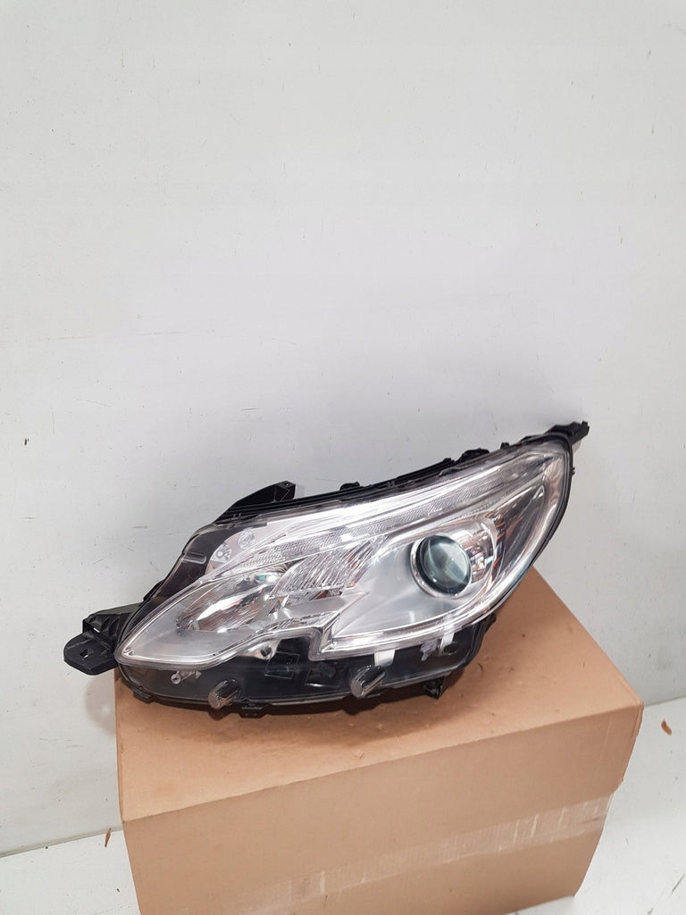 Frontscheinwerfer Peugeot 2008 I 90015175 9677810180 Rechts oder Links