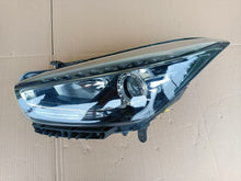 Laden Sie das Bild in den Galerie-Viewer, Frontscheinwerfer Hyundai I40 92101-3Z720 Xenon Links Scheinwerfer Headlight