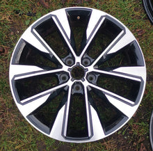 Load image into Gallery viewer, 1x Alufelge 19 Zoll 7.0" 5x114.3 403004862R Renault Rim Wheel FEL7354561873ah