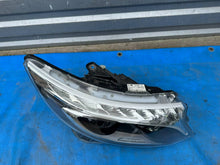 Laden Sie das Bild in den Galerie-Viewer, Frontscheinwerfer Mercedes-Benz A4479069800 LED Rechts Scheinwerfer Headlight SCH1353075013xi