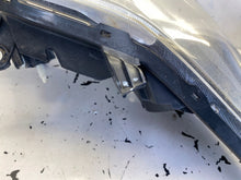 Laden Sie das Bild in den Galerie-Viewer, Frontscheinwerfer Toyota Auris 81110-02470 Rechts Scheinwerfer Headlight
