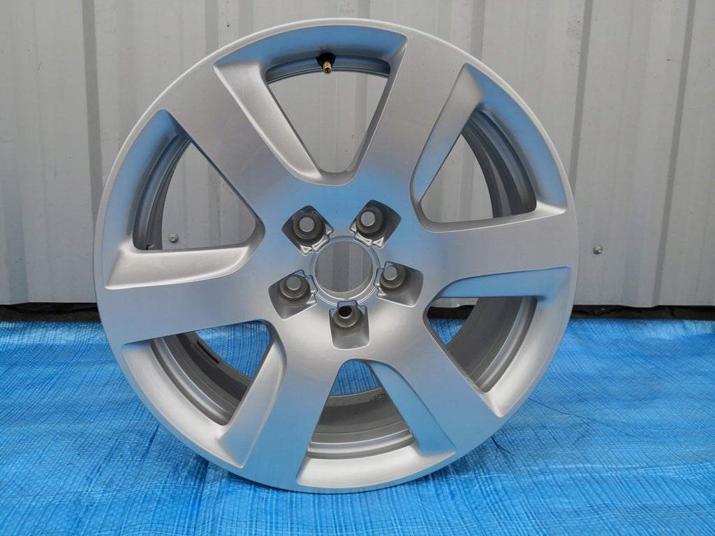 1x Alufelge 17 Zoll 7.0" 5x112 25ET Silber 4G8601025H Audi C7 Rim Wheel