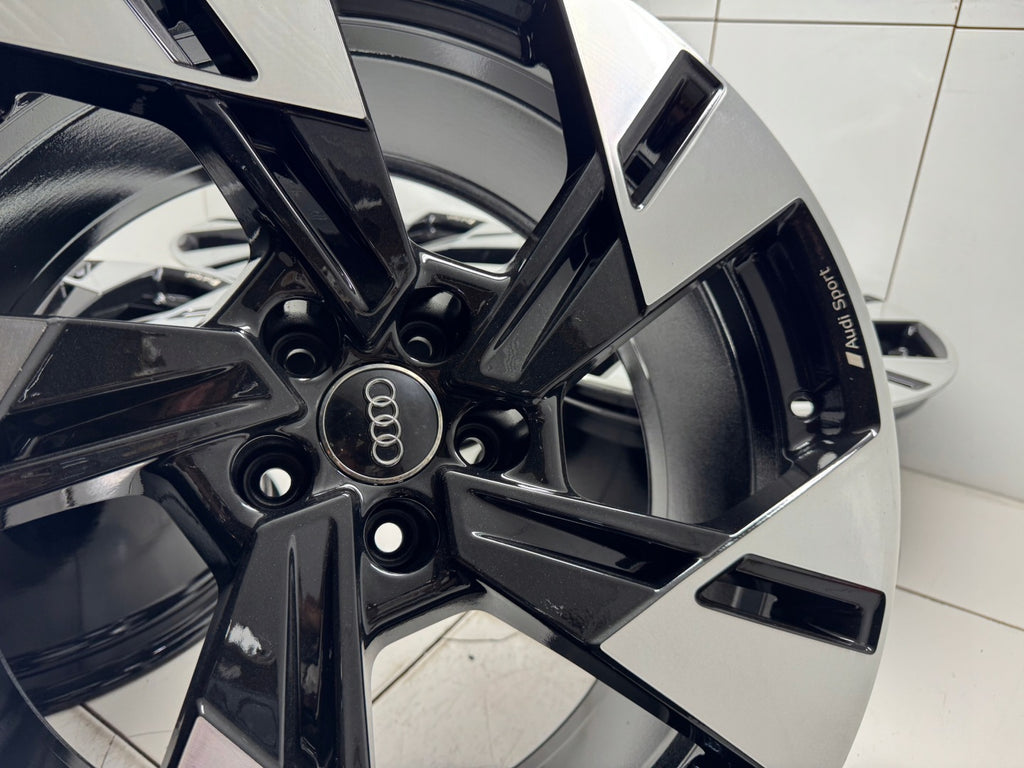 4x Alufelge 20 Zoll 9.0" 5x112 38ET Glanz Silber 4KE601025T Audi E-Tron FEL9974268124oc